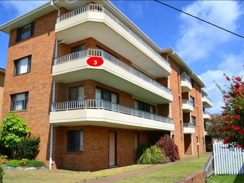 Villa Capri 3 Just A Hop Skip & Jump To Bowling Club - Hervey Bay Accommodation 3