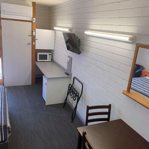 Finley Motel - Tourism Hervey Bay 2