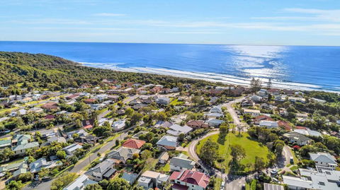 Lemongrass - Hervey Bay Accommodation 2