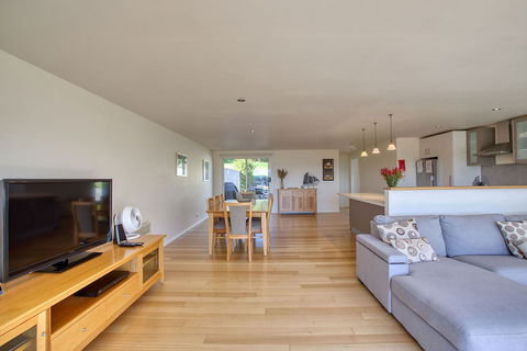 Quarterdeck Apartment - Tourism Hervey Bay 5