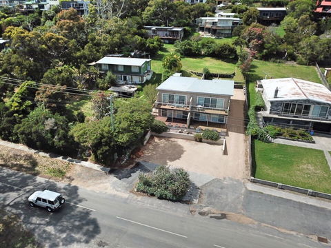 Quarterdeck Apartment - Tourism Hervey Bay 0