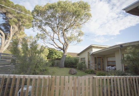 SUNNY DAZE - Hervey Bay Accommodation 4