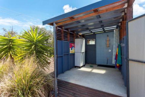 All Decked Out - Hervey Bay Accommodation 6