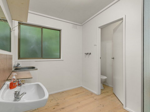 Hidden Escape Free Wifi & Foxtel Surfside PET Friendly - Hervey Bay Accommodation 5