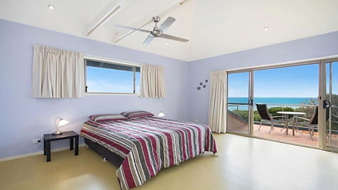 Absolute Beachfront At Hastings - Hervey Bay Accommodation 1