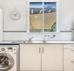 Sounds of Sunshine 2 Downstairs half of House - Tourism Hervey Bay