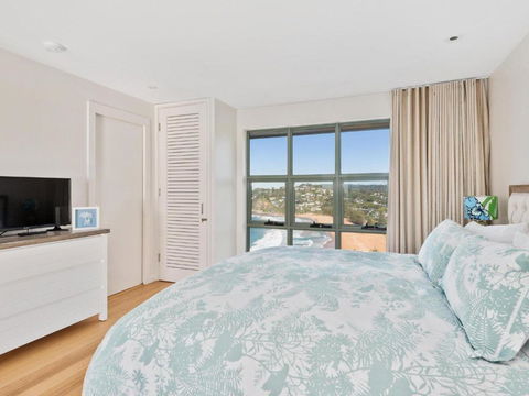 Seascape - Tourism Hervey Bay 4