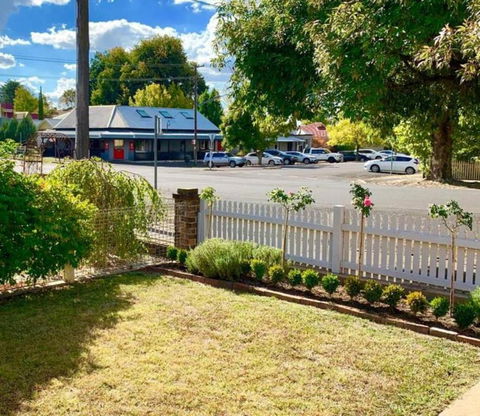 Ambrose On Byng Central Location W / 2 Bathroom - Hervey Bay Accommodation 3