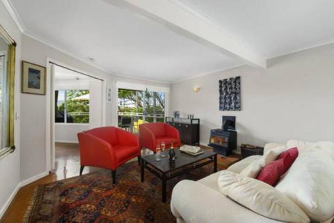 Jetty Hideaway - Hervey Bay Accommodation 0