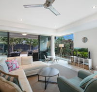 Peregian On The Beach Unit 3 - Hervey Bay Accommodation