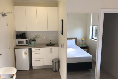 Douglas Street Studios - Hervey Bay Accommodation 1