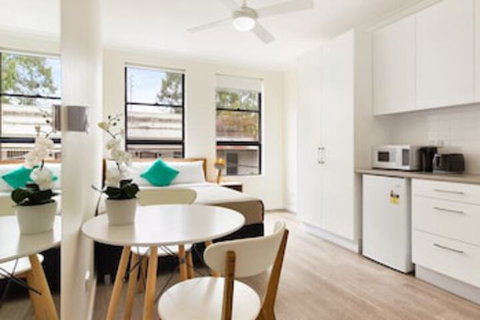 Douglas Street Studios - Hervey Bay Accommodation 0