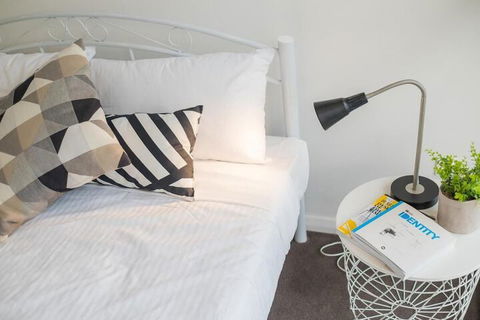 Magdalene Wolli Crk 7.02 - Hervey Bay Accommodation 2
