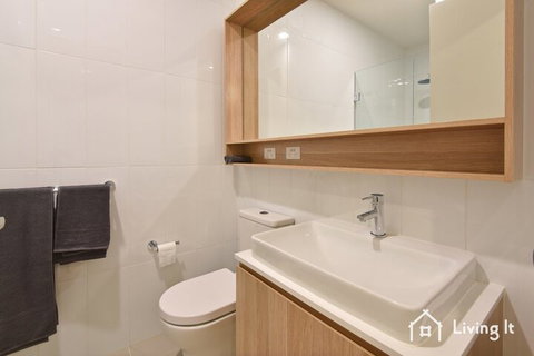 Tomkins Townhouse - Hervey Bay Accommodation 6