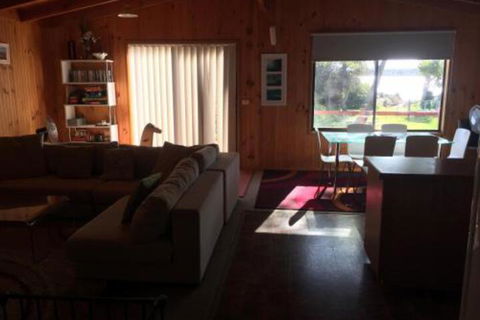 Alluvion Beach Cottage - Tourism Hervey Bay 3