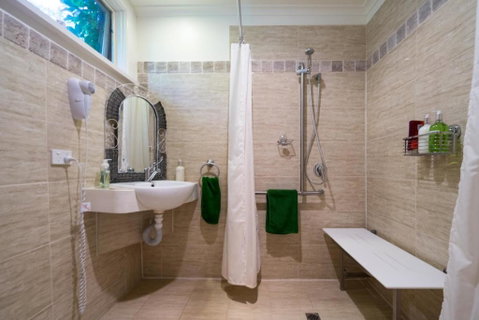Rent Your Own Historic Hotel For Holidays & Events - Hervey Bay Accommodation 5