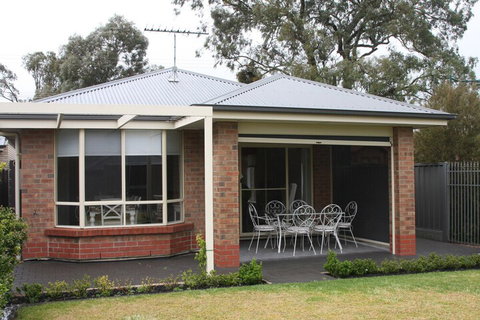 C And C Tanunda - Hervey Bay Accommodation 2