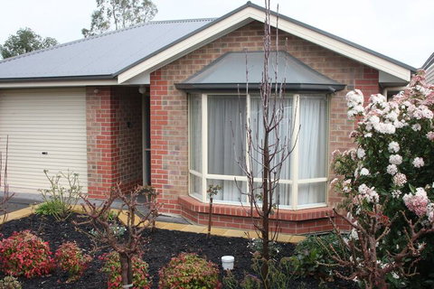 C And C Tanunda - Hervey Bay Accommodation 1