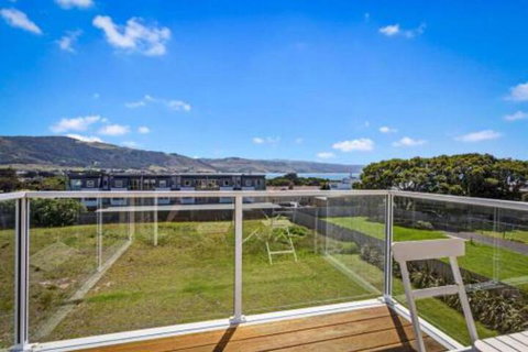 SEA NOOK Seconds From The Beach - Hervey Bay Accommodation 0