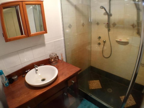 Vasse Cottage - Hervey Bay Accommodation 6