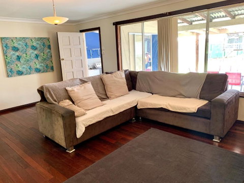 Vasse Cottage - Hervey Bay Accommodation 3