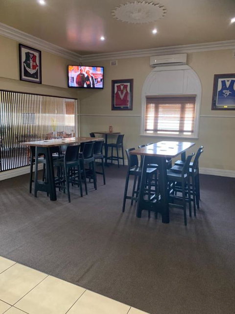 Riverside Hotel - Hervey Bay Accommodation 3