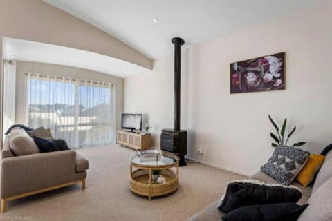 DRIFTWOOD VILLA Free Wifi Walk To Beach - Hervey Bay Accommodation 1