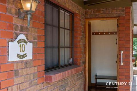 Reef & Vines Port Noarlunga - Hervey Bay Accommodation 4