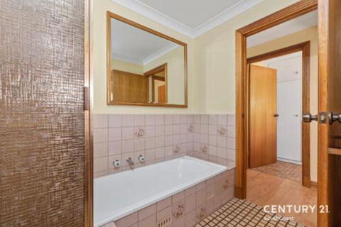 Reef & Vines Port Noarlunga - Hervey Bay Accommodation 5