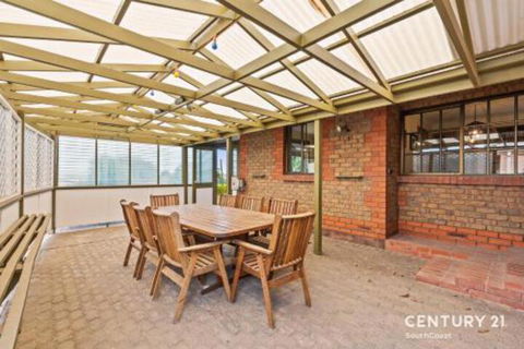Reef & Vines Port Noarlunga - Hervey Bay Accommodation 6