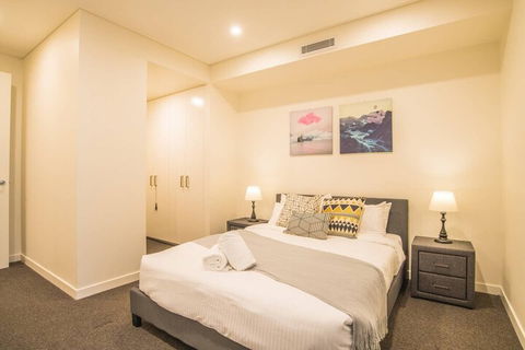 Modern 2bed2bath APT At Neutral Bayparking+wifi - Hervey Bay Accommodation 2