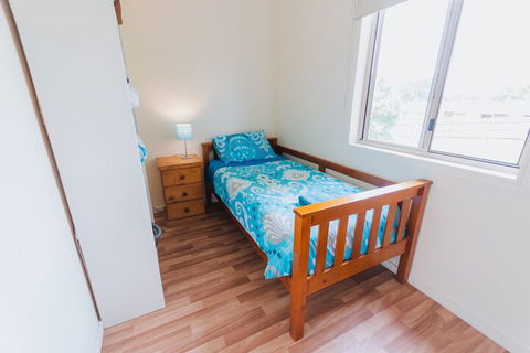 Bruces Waterside Units - Tourism Hervey Bay 6