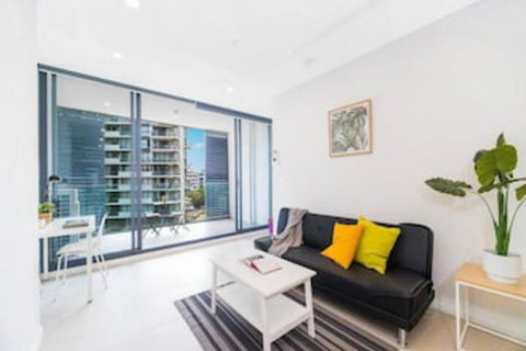 Magdalene Wolli Crk 3.05 - Tourism Hervey Bay 0