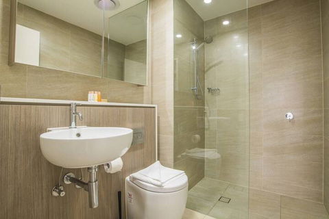 Bright & Modern! 2bed 2bath APT With Parking - Hervey Bay Accommodation 6