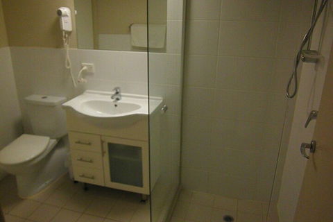 Glenelg Holiday Corporate Accommodation - Hervey Bay Accommodation 7