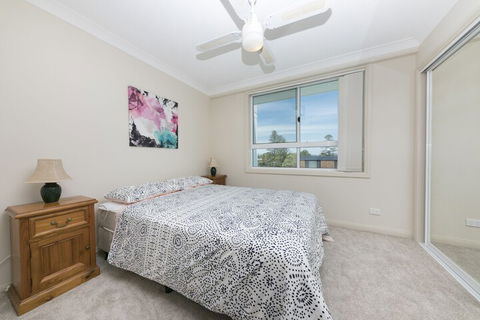 Mirage Unit 502 - Hervey Bay Accommodation 2