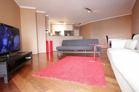 Master Room With Bays View Near Darling Harbour - Hervey Bay Accommodation 6