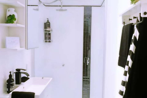 The Estate Koroit Boutique Hotel - Hervey Bay Accommodation 6