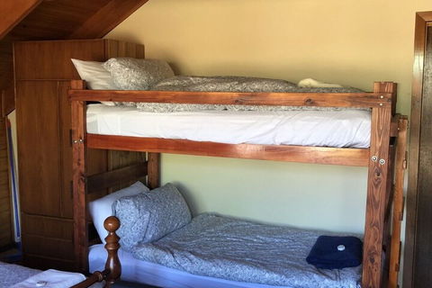 Alpine Stag Lodge Unit 2 - Hervey Bay Accommodation 5