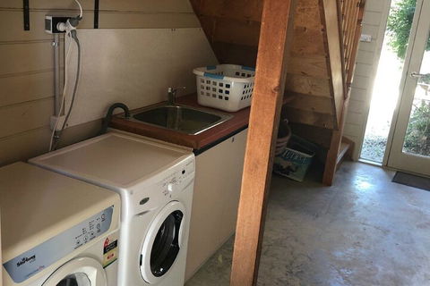 Alpine Stag Lodge Unit 2 - Hervey Bay Accommodation 3