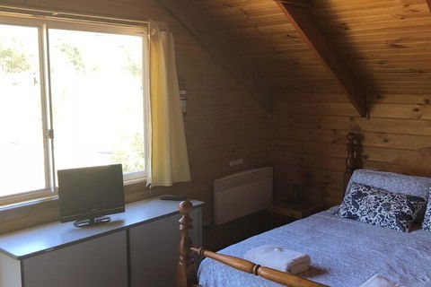 Alpine Stag Lodge Unit 2 - Hervey Bay Accommodation 4