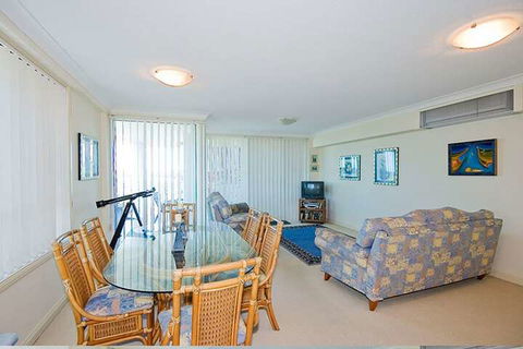 Mirage Unit 602 - Hervey Bay Accommodation 4