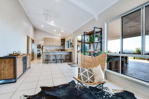 Smallwood - Hervey Bay Accommodation 5