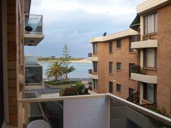 Pacific Court 8 - Hervey Bay Accommodation 0