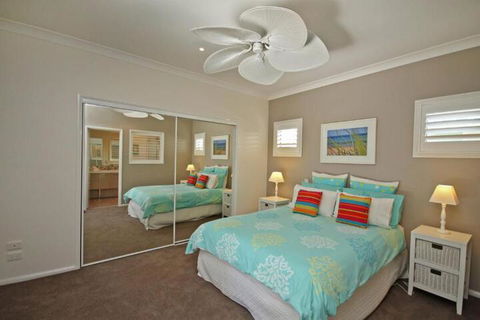 16 Beachway Pde Marcoola: Linen Incl WiFi Pet Friendly A / Cond. 500 BOND - Hervey Bay Accommodation 7