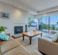 Charmandene on the Beach - Hervey Bay Accommodation