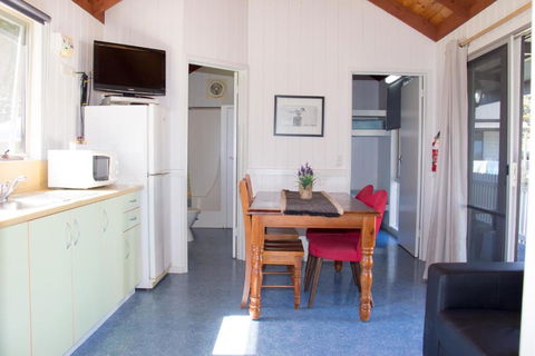 Gardens Caravan Park - Hervey Bay Accommodation 1
