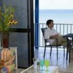 Absolute Beachfront With Million Dollar Views - Tourism Hervey Bay 0