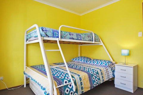 Alwyns By THE SEA PET Friendly - Hervey Bay Accommodation 1