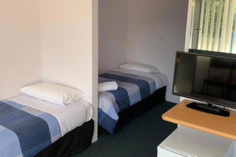 Mount Beauty Motor Inn - Hervey Bay Accommodation 4